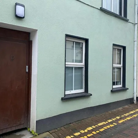 St Patricks Avenue Apartment *