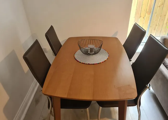 St Patricks Avenue Apartment, H91a4w7