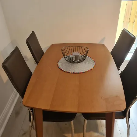 St Patricks Avenue Apartment, H91a4w7